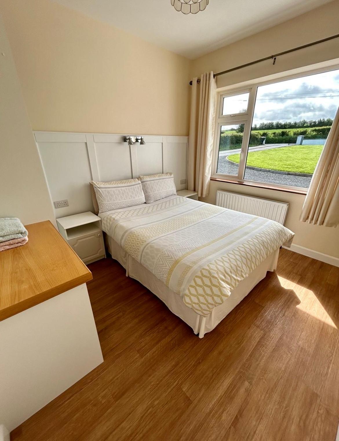 Breenville Farm House Tralee Bagian luar foto