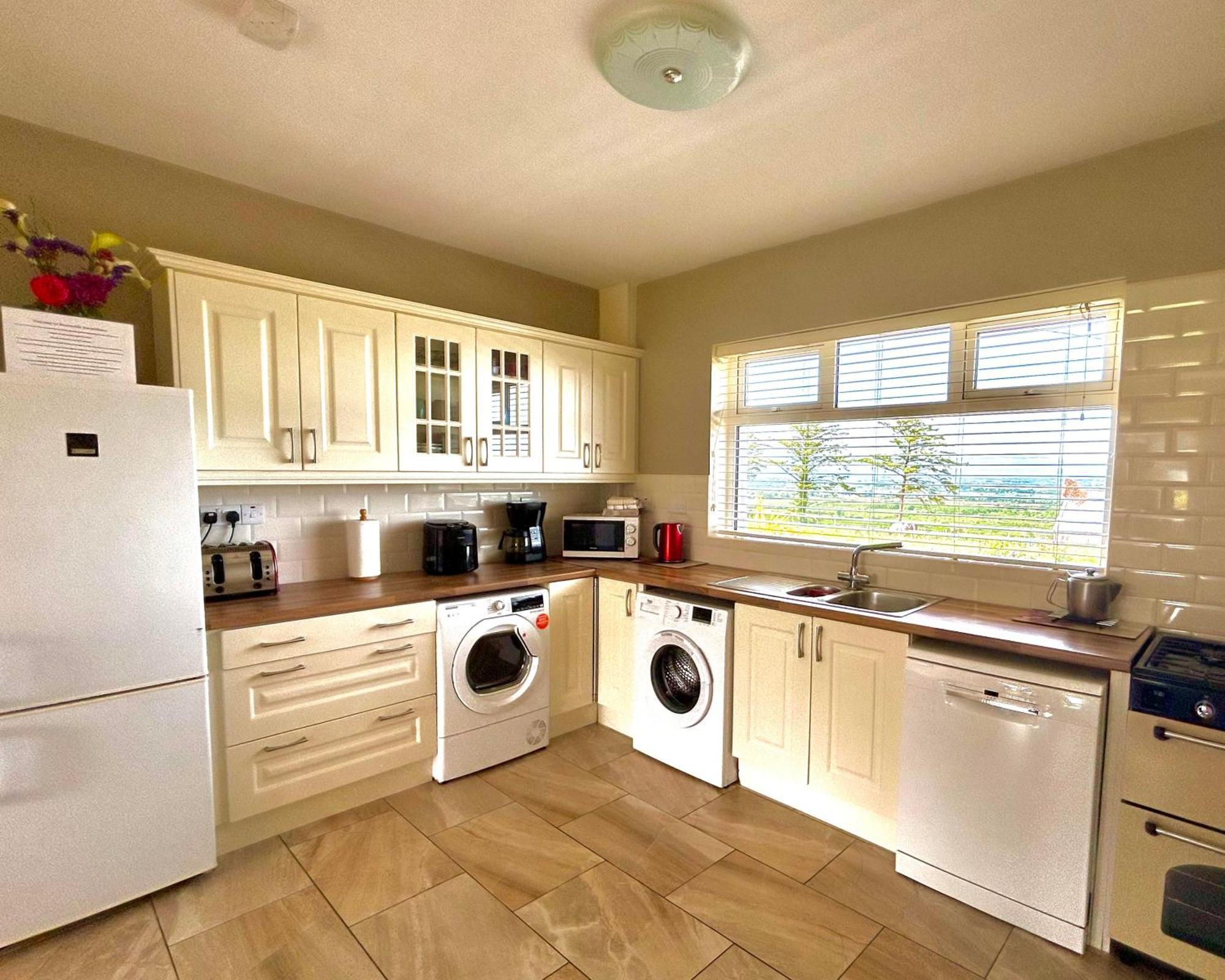 Breenville Farm House Tralee Bagian luar foto